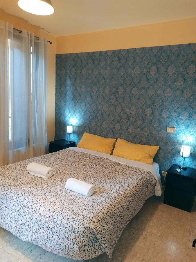Two Steps From Rialto Bridge Hotel Венеция Екстериор снимка