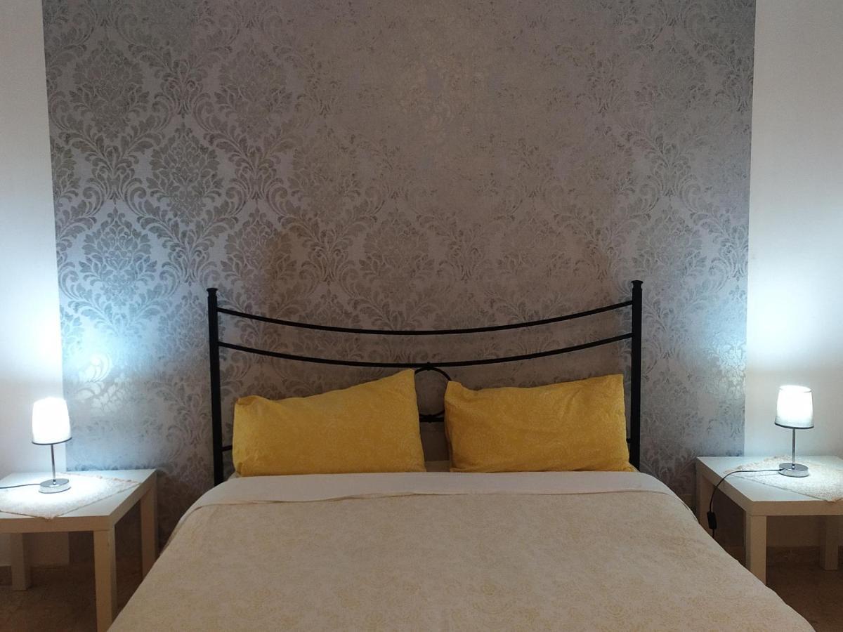 Two Steps From Rialto Bridge Hotel Венеция Екстериор снимка