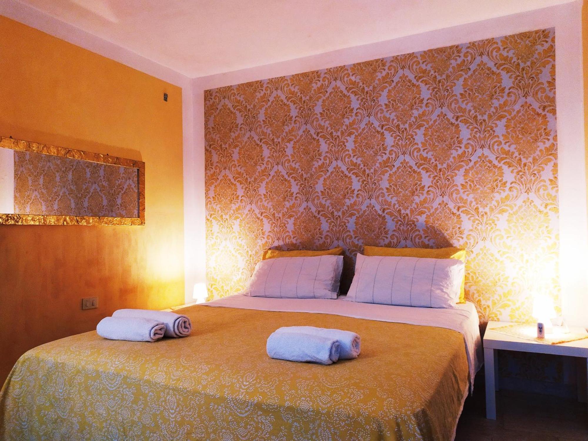 Two Steps From Rialto Bridge Hotel Венеция Екстериор снимка